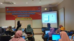 Pelatihan Digital Marketing untuk Pemilik UMKM Produk Desa