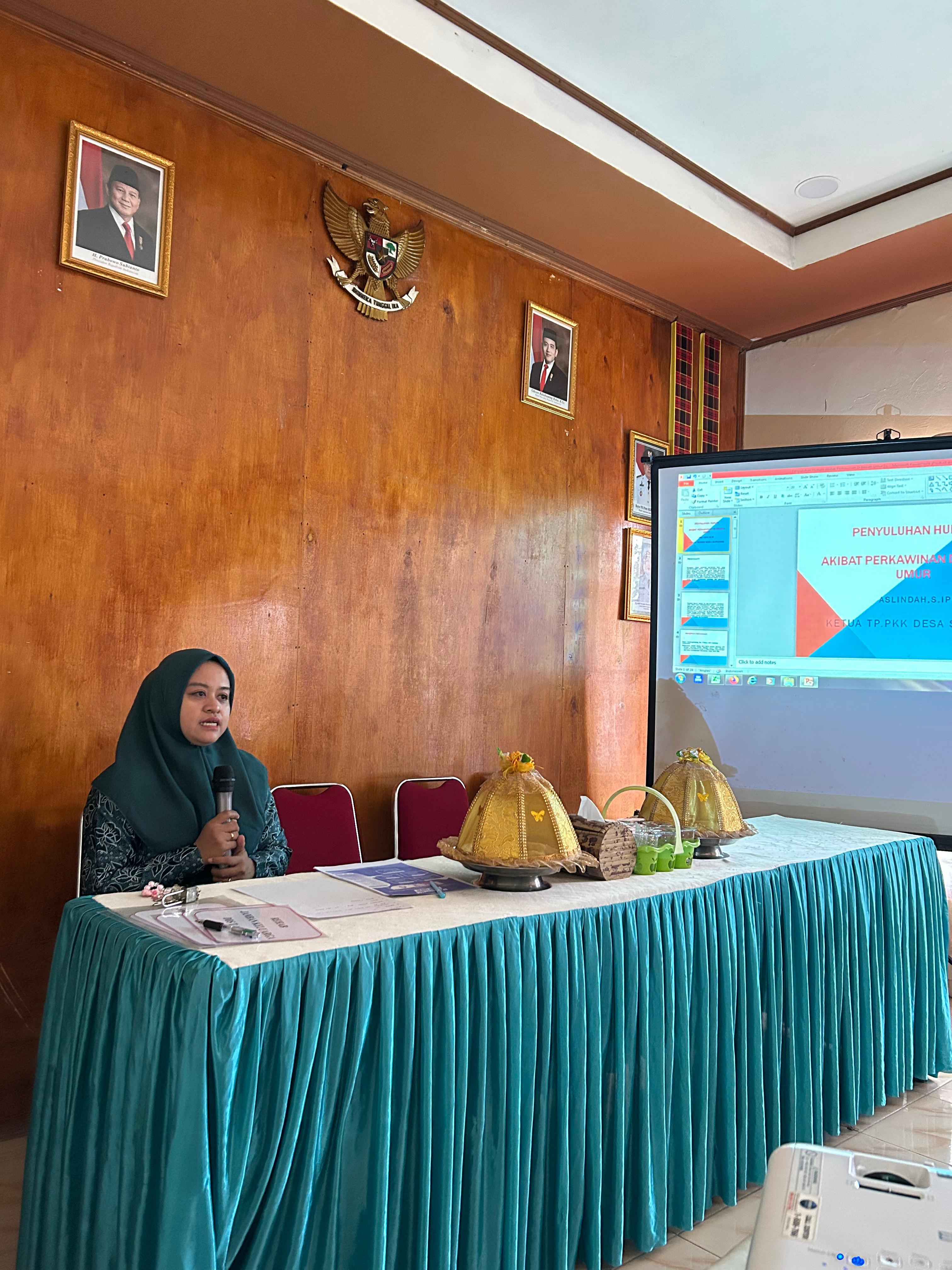Penyuluhan hukum dampak perkawinan di rbawah umu